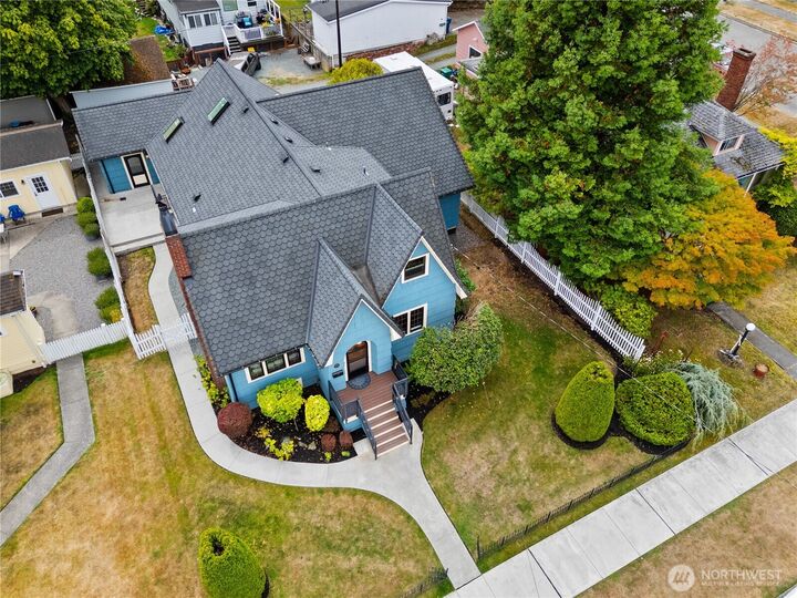 Property Photo:  1315  7th Street  WA 98221 