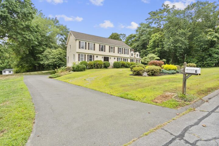 Property Photo: 6 Crossbow Lane CT 06468