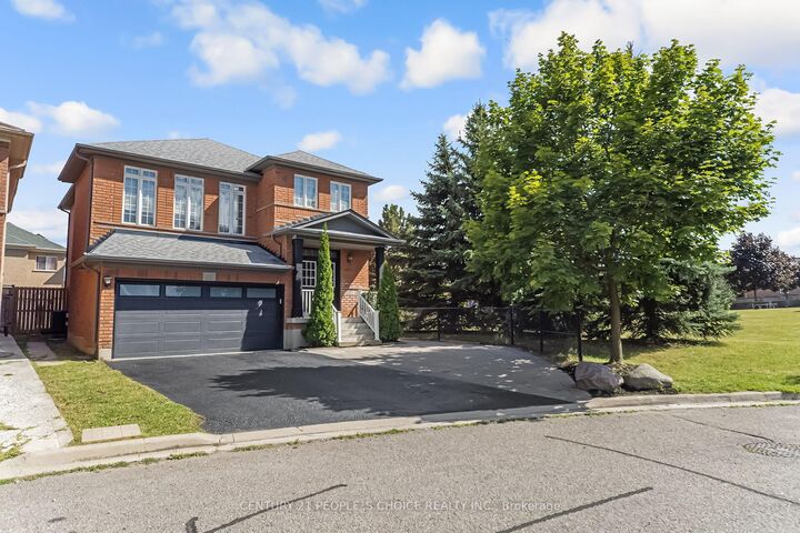 26 Chestermere Crescent  Brampton ON L7A 2E8 photo
