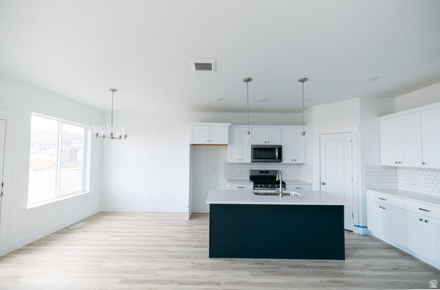 Property Photo:  826 N Pugh Ln 931  UT 84045 