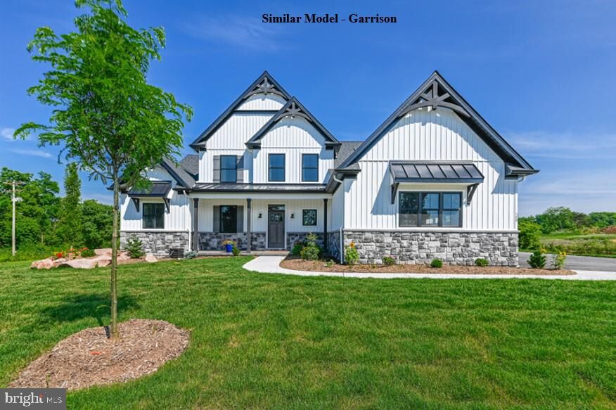 Property Photo: 3180 Hampshire Drive Ar #7 PA 17406