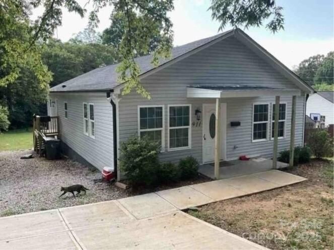 Property Photo:  911 Plyler Street  NC 28110 
