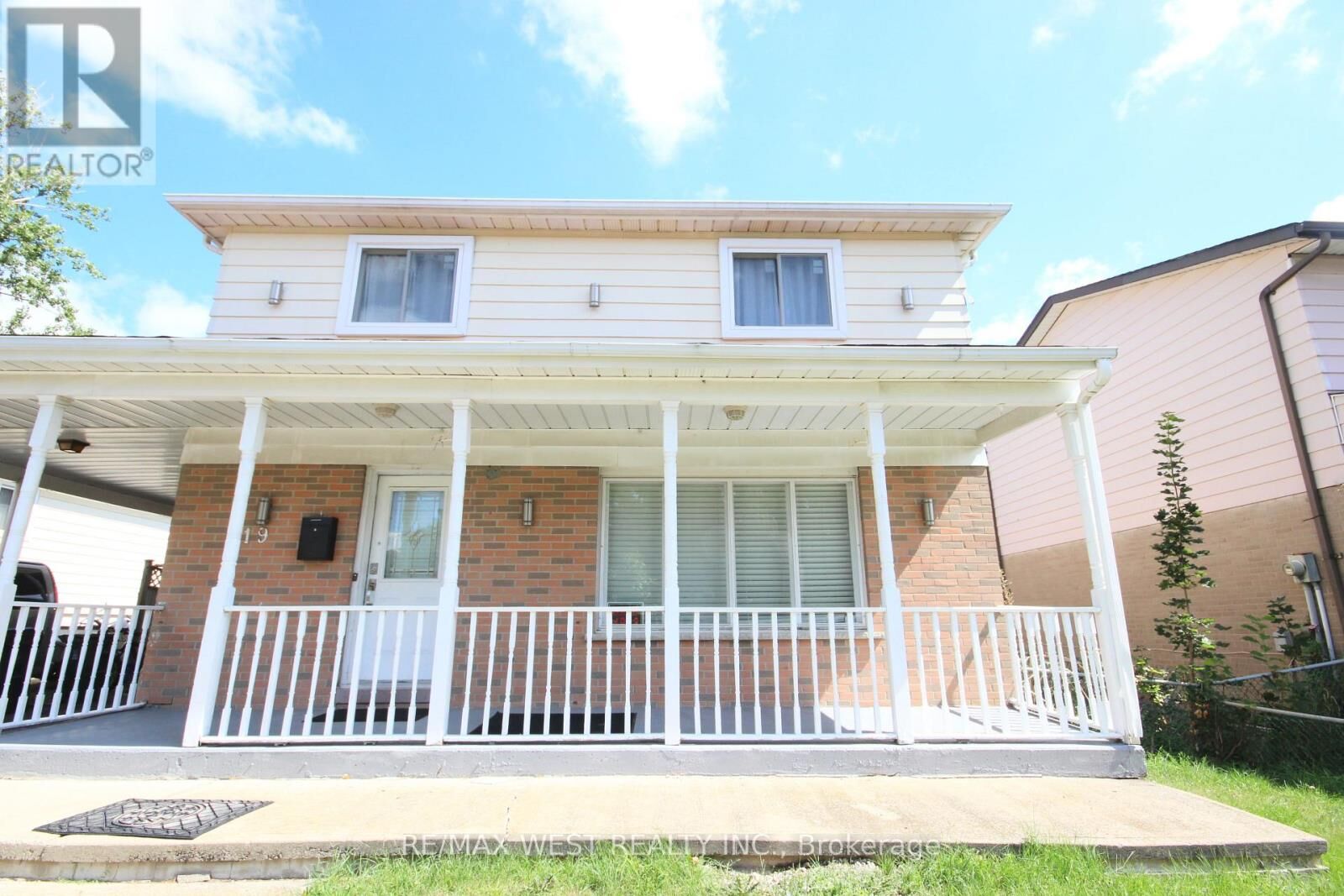 Property Photo: 19 Lynmont Road ON M9V 3W7