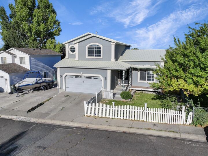 Property Photo: 2740 Sunnyside Avenue NV 89801