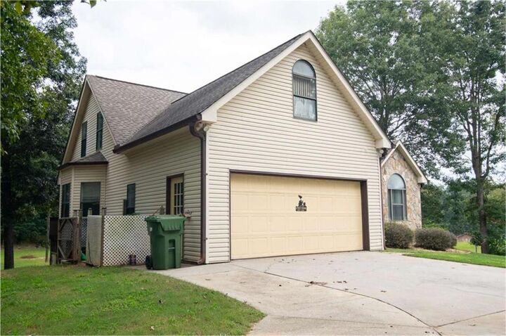 Property Photo: 75 Briar Patch Drive GA 30014