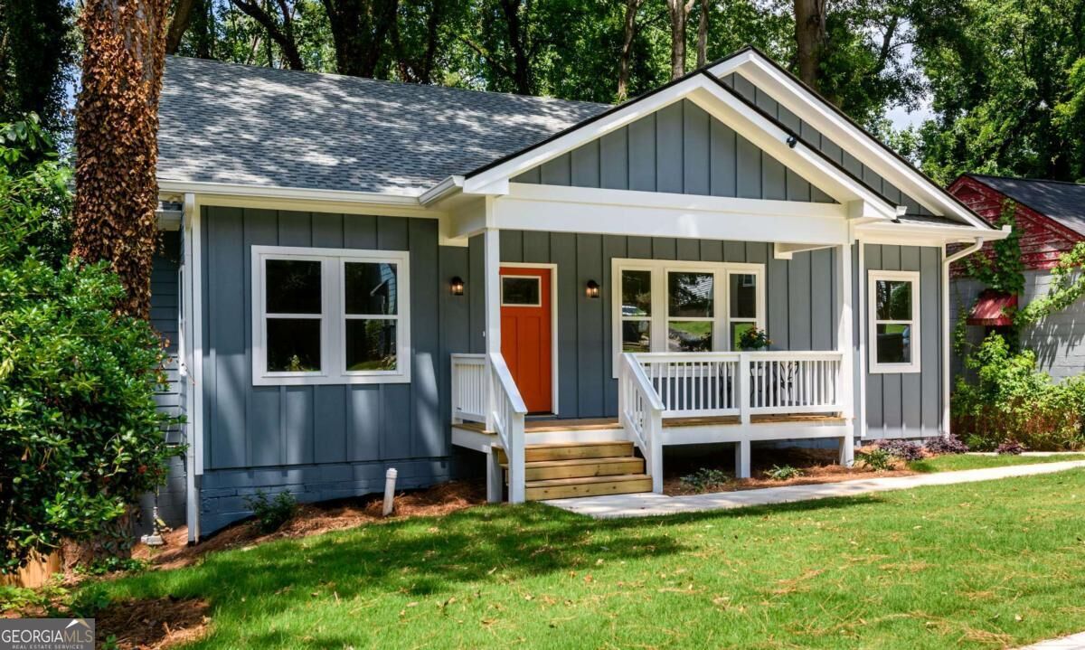 Property Photo: 387 Hillside Drive SW GA 30310