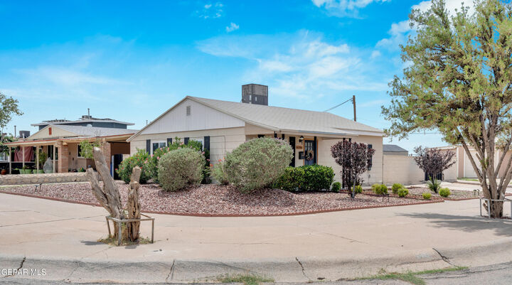 Property Photo: 6206 Cherbourg Avenue TX 79925