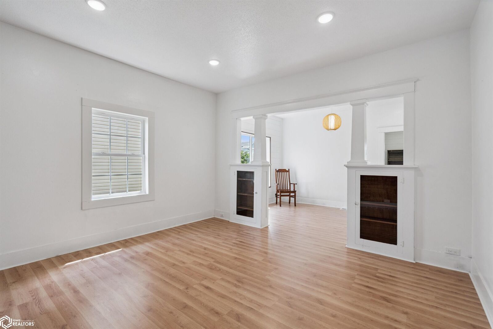 Property Photo: 105 S 7th Avenue IA 50158