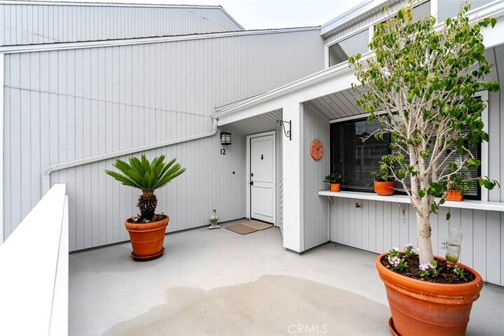 Property Photo: 12 Barlovento Court CA 92663