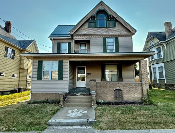 Property Photo:  377 N Market Street  OH 44413 