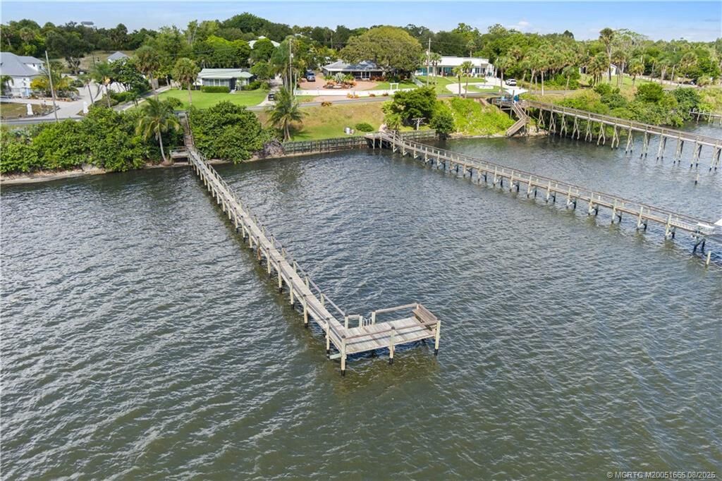 Property Photo:  99 Ridge Circle  FL 34982 