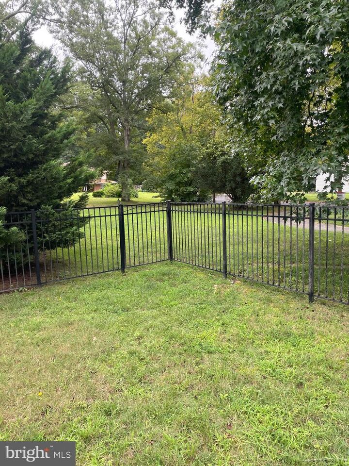 Property Photo: 559 Chestnut Terrace NJ 08360