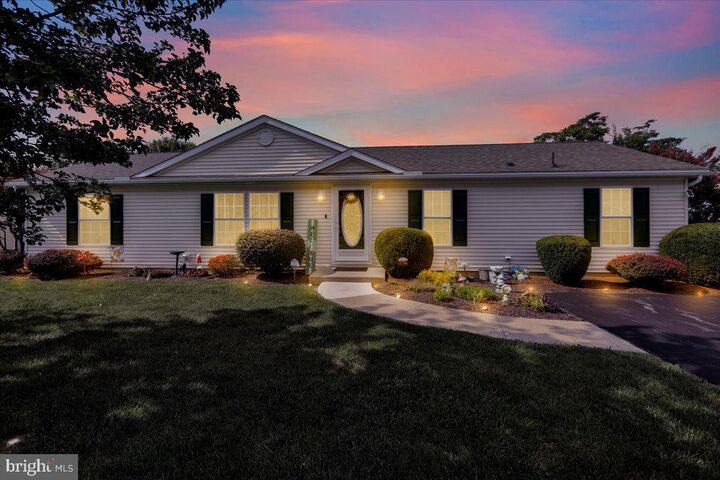 Property Photo: 106 Allison Place PA 19510