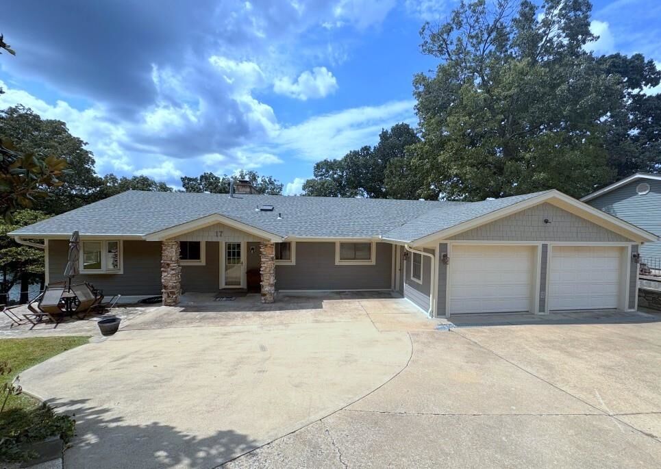 Property Photo: 17 Yosemite Drive AR 72529