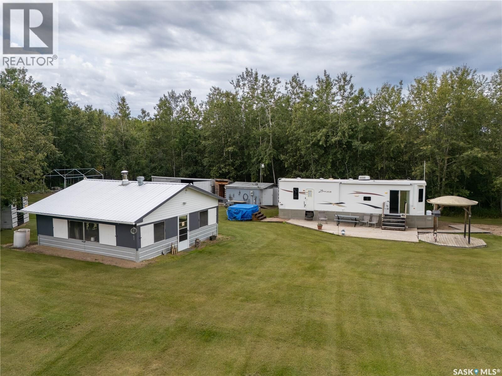 Property Photo:  Loiselle Crescent  SK S0M 1A0 