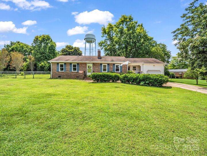 2551 Robinette Road  Maiden NC 28650 photo