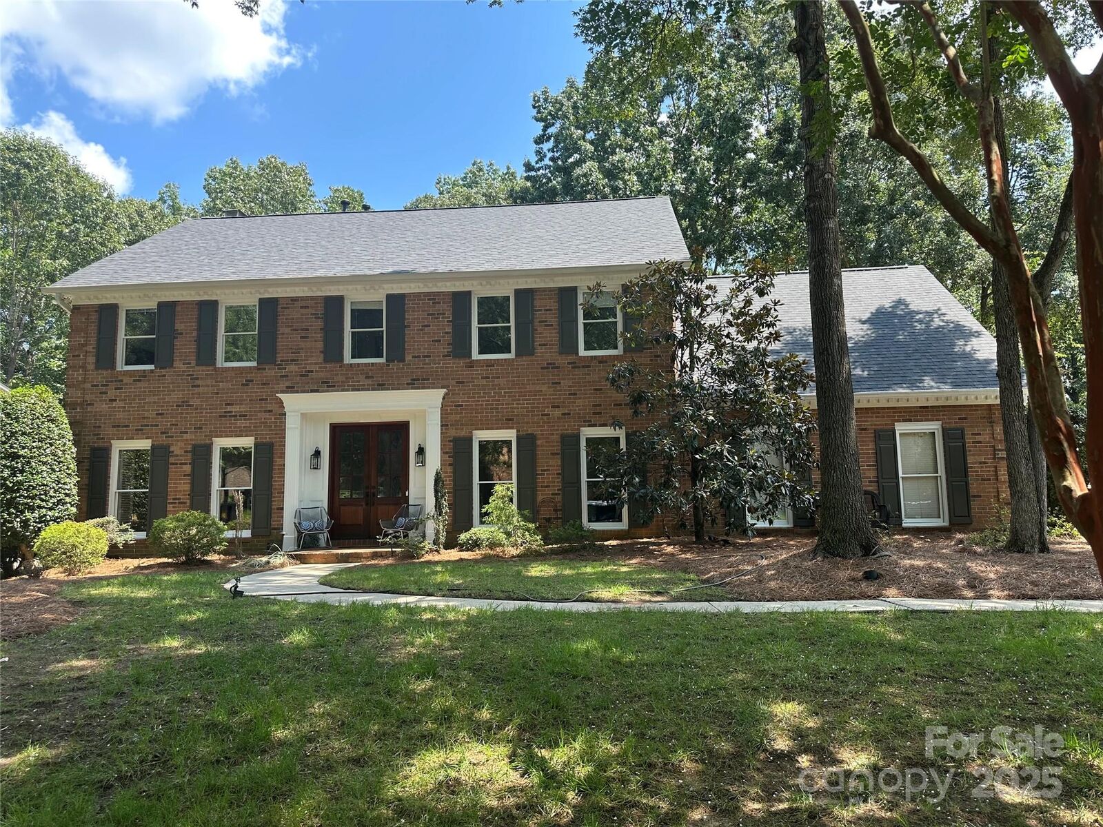 Property Photo: 914 Mangionne Drive NC 28105