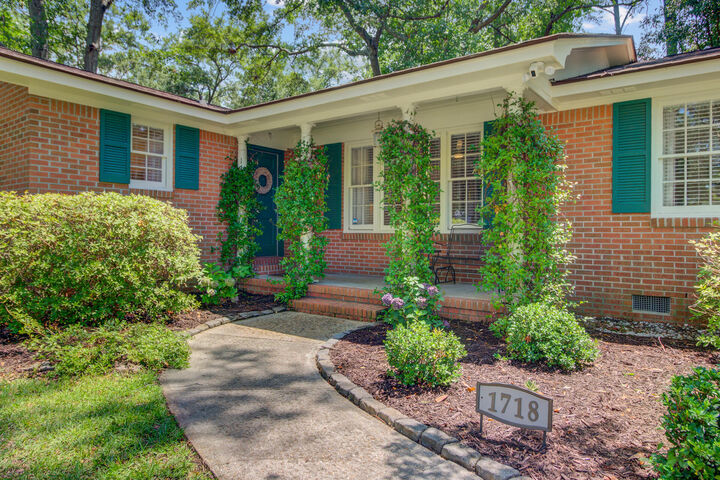 Property Photo: 1718 Afton Avenue SC 29407