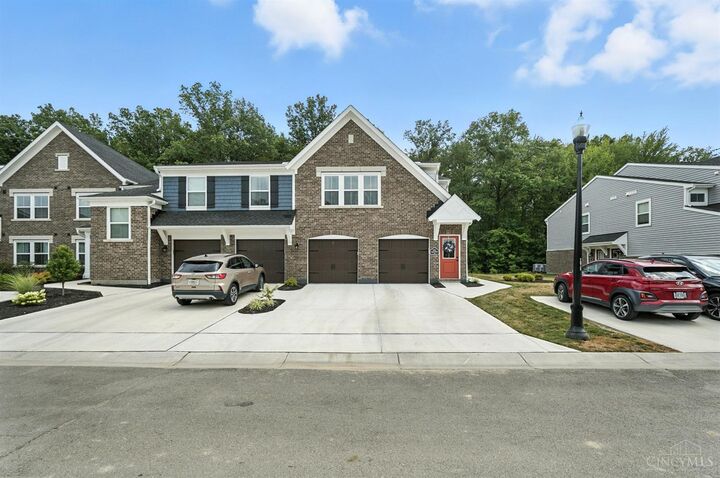 5882 Parkview Lane  Miami Twp OH 45150 photo