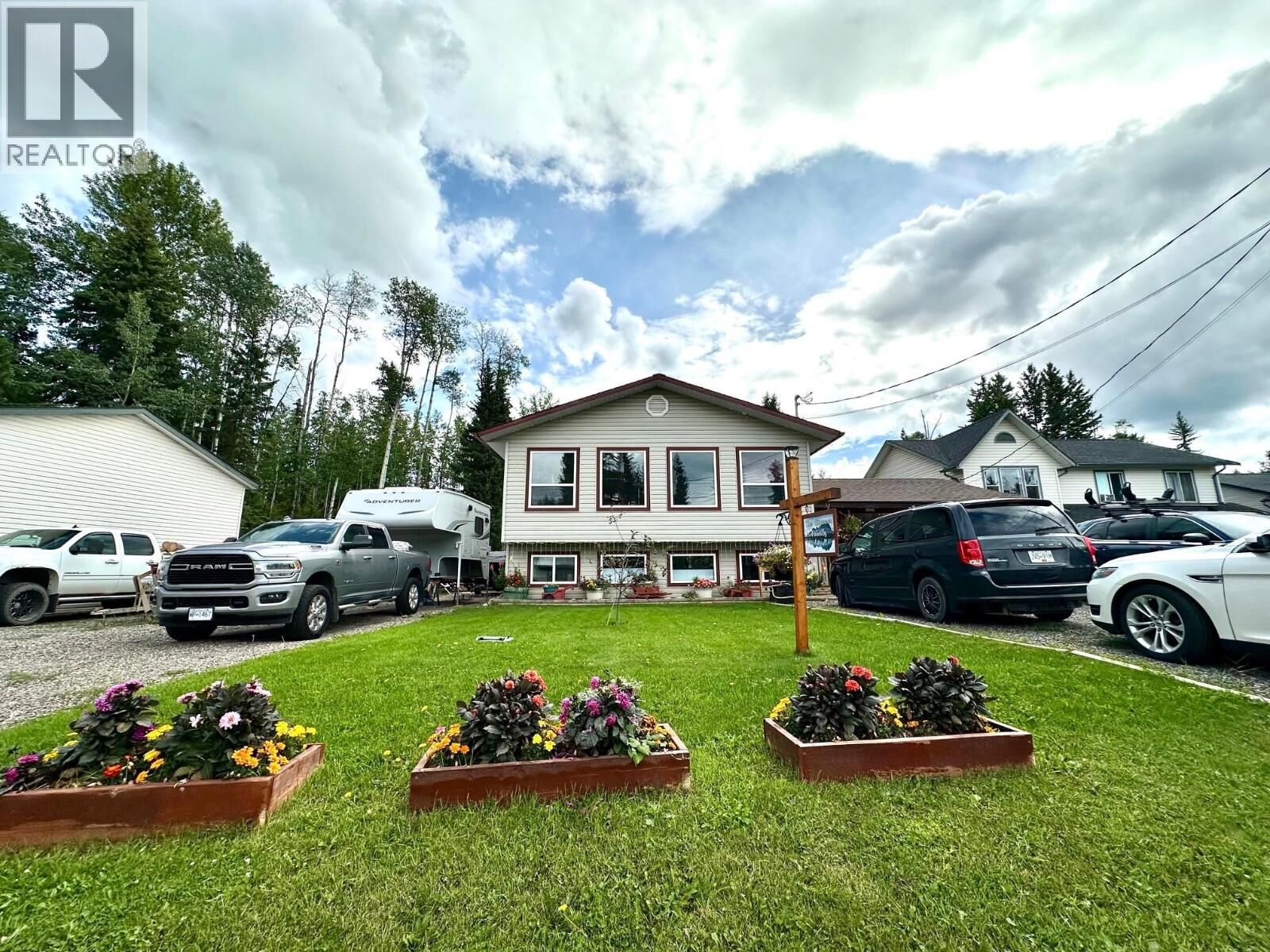 Property Photo: 1465 Willow Street BC V0J 2X0