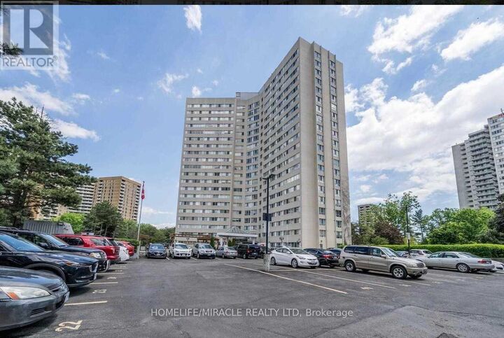 Photo de la propriété:  3695 Kaneff Crescent 1508  ON L5A 4B6 
