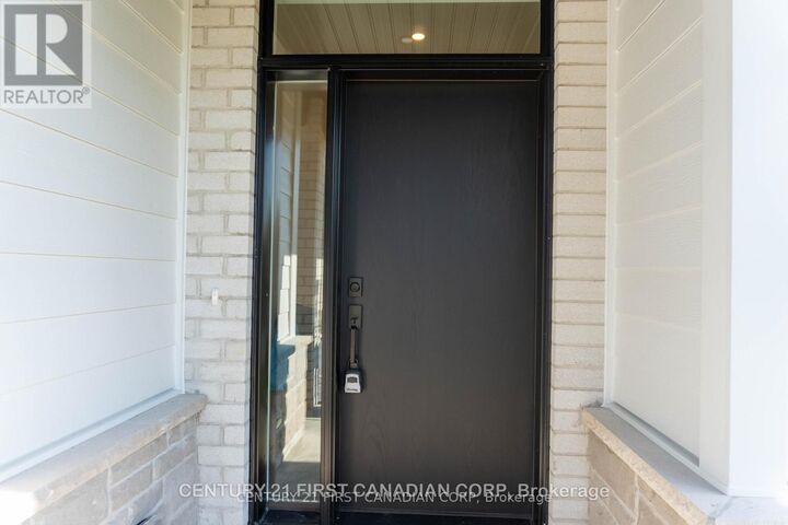 Photo de la propriété:  430 Head Street 16  ON N7G 2K2 