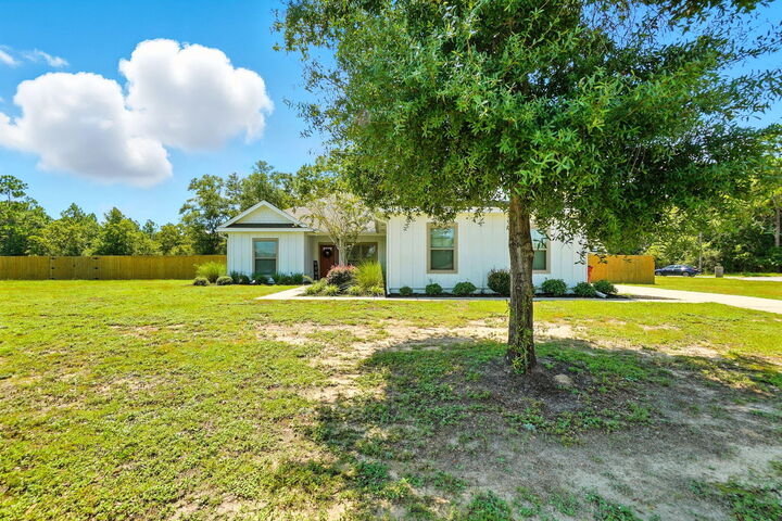 Property Photo: 311 Arroyo Hondo Terrace FL 32536