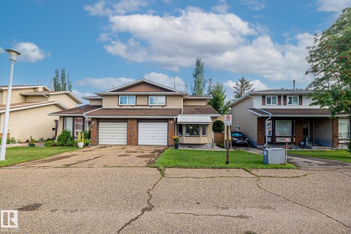Photo de la propriété: 10940 Beaumaris Road NW AB T5X 1Z6