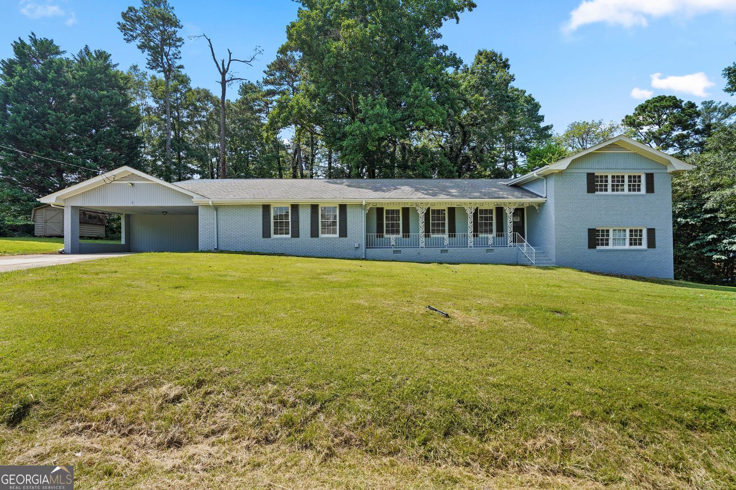 Property Photo: 1260 White Oak Street SE GA 30013