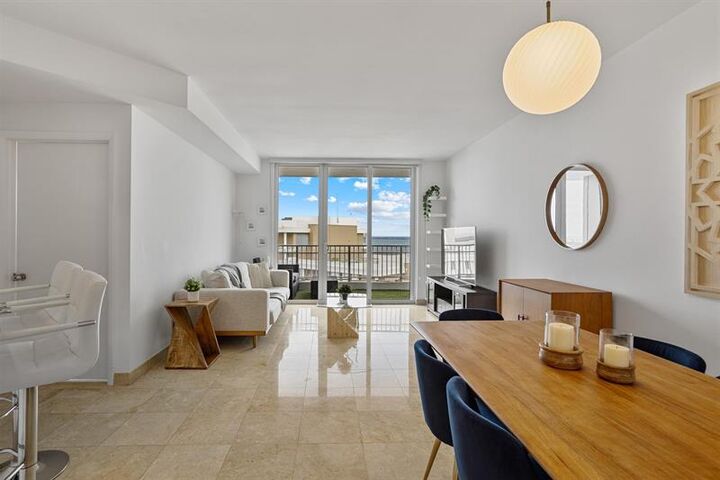 Property Photo: 801 Brickell Key Blvd 2805 FL 33131