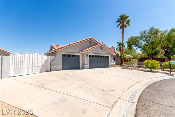 Property Photo:  485 East Robindale Road  NV 89123 