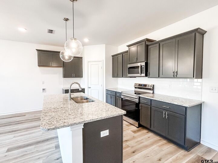 Property Photo: 1509 Grace Acres Lane TX 75605