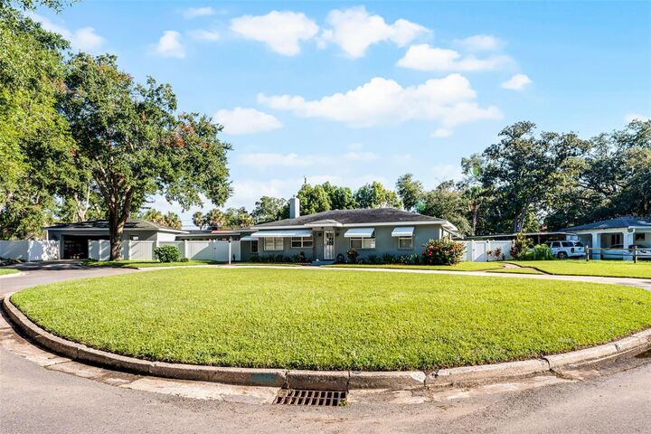 Property Photo:  408 Editha Circle  FL 32771 