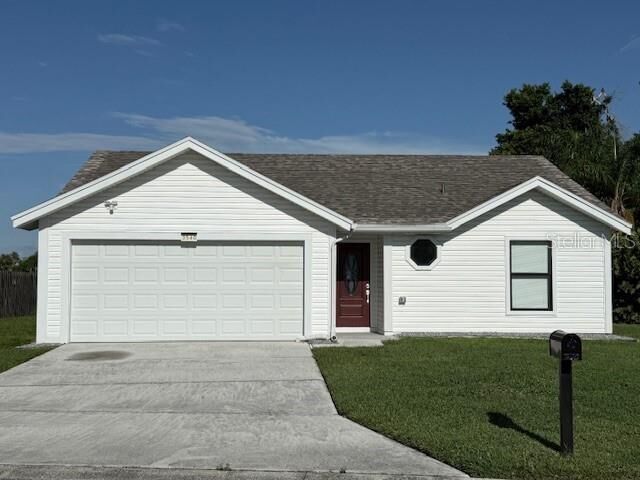 Property Photo: 3540 65th Avenue Circle E FL 34243