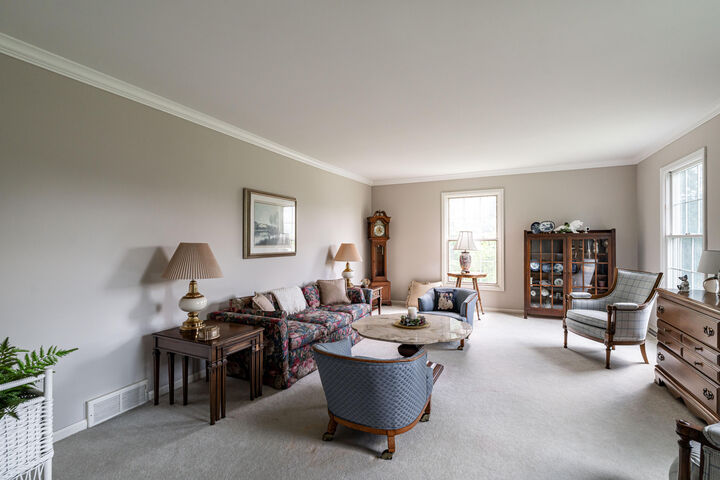 Property Photo: N62w29919 Wayside Ct WI 53029
