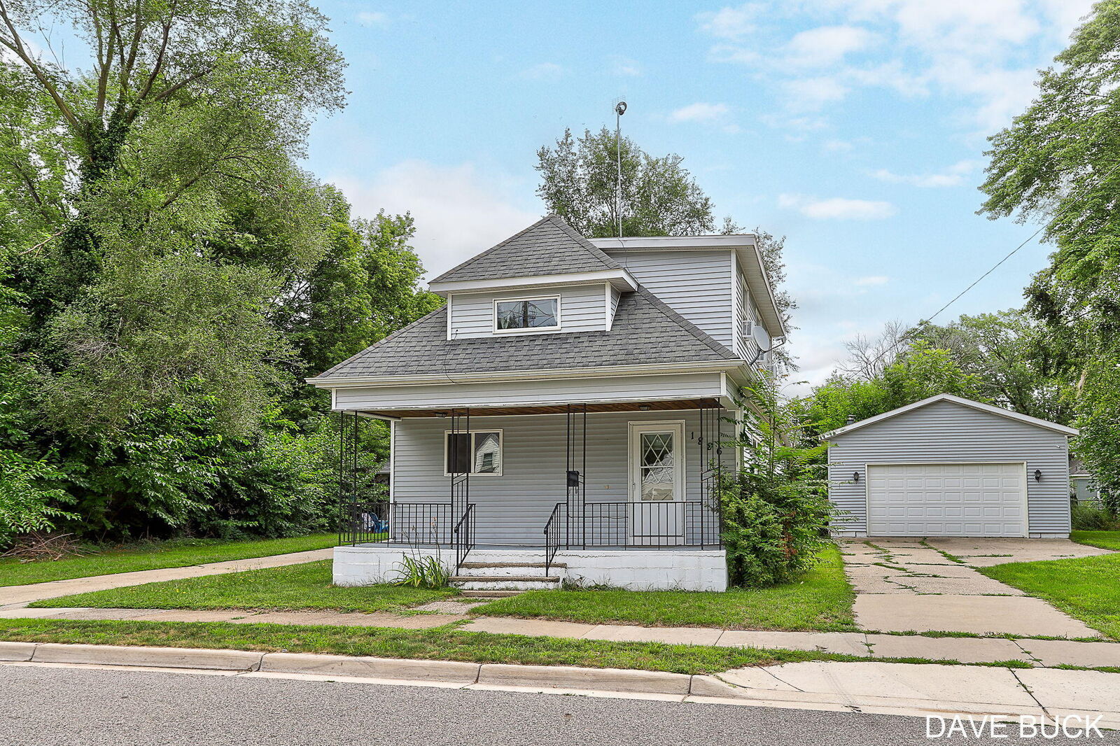 Property Photo:  1886 Crowley Street  MI 49441 