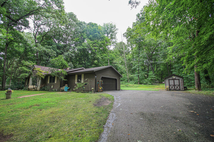 Property Photo: 14927 Coon Hollow Road MI 49093