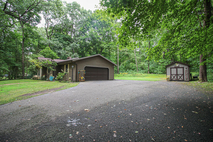 Property Photo:  14927 Coon Hollow Road  MI 49093 