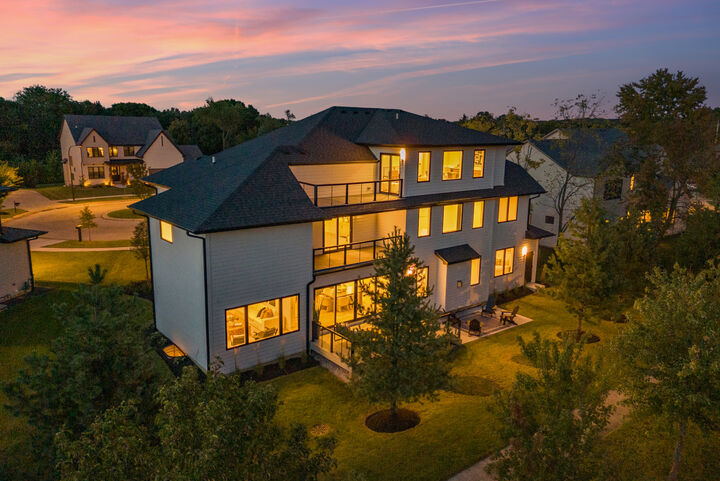 Property Photo:  20 Pinnacle Court  IL 60565 