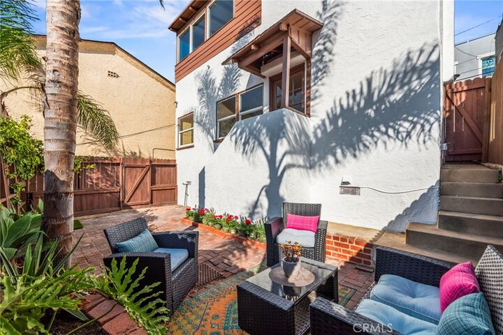 Property Photo:  3216 Highland Avenue  CA 90266 