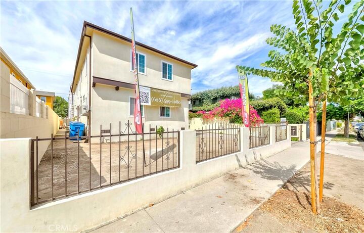 Property Photo: 1349 W 35th Place CA 90007