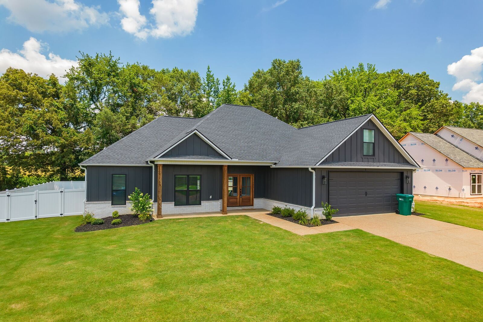 Property Photo: 50 Shady Meadows Dr TN 38305