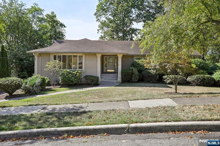 12 Baker Street  Wayne NJ 07470 photo