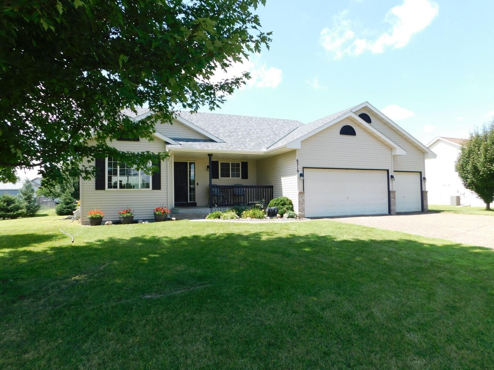 Property Photo: 6319 Marx Avenue NE MN 55301