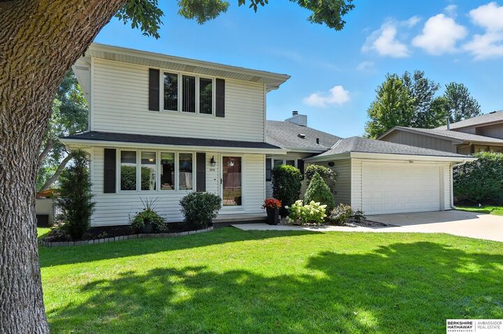 11711 Hartman Avenue  Omaha NE 68164 photo
