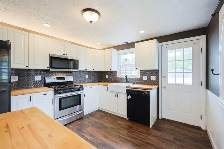 Property Photo: 24 Fraser Rd MA 02072