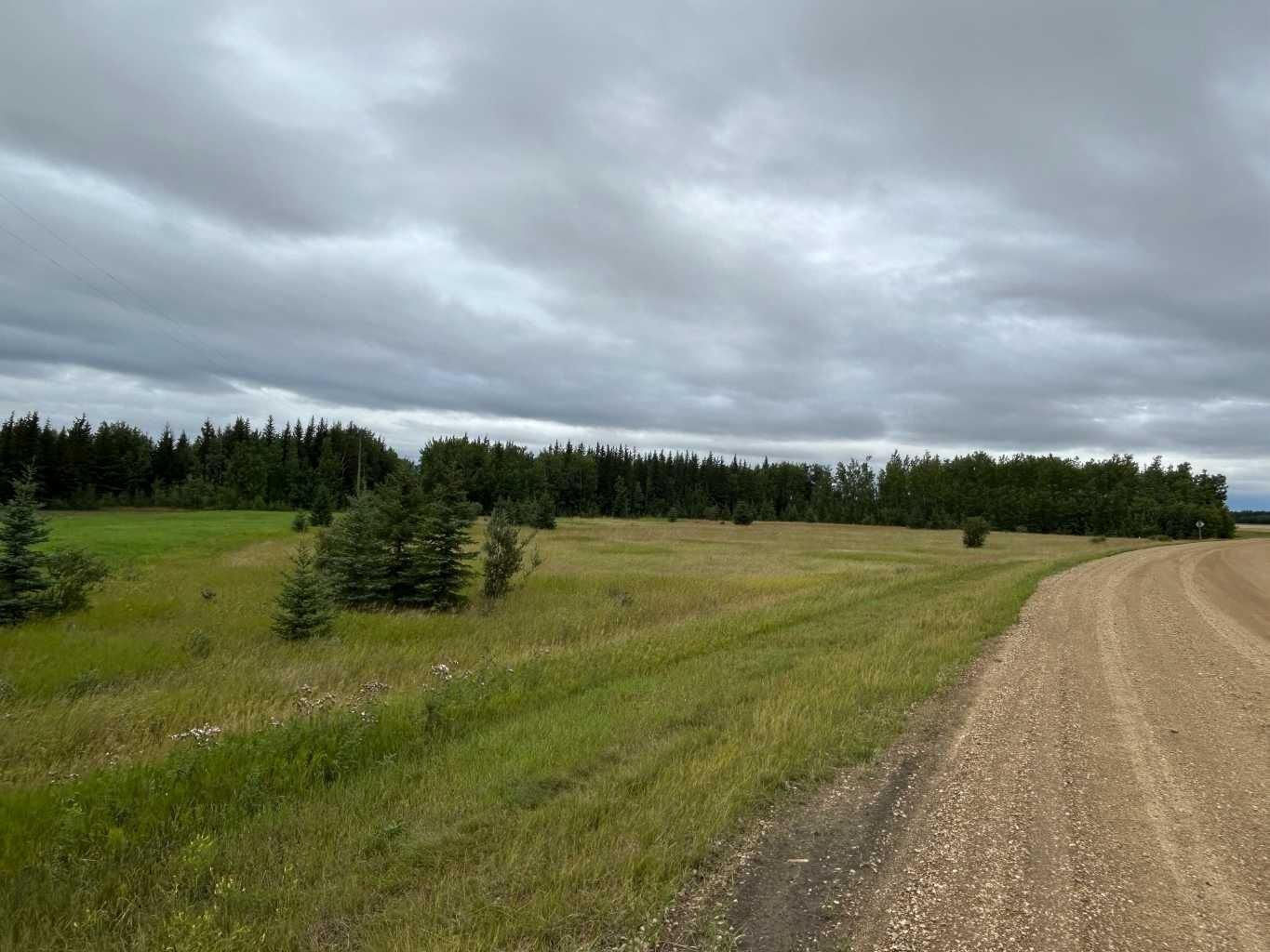 Photo de la propriété:  00000 180 Range  AB T0G 1E0 