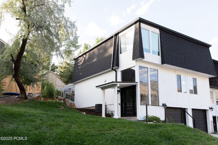 7736 S Avondale Drive  Cottonwood Heights UT 84121 photo