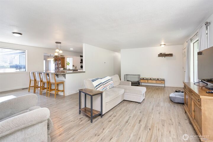 Property Photo:  210 E Seventh Street  WA 99361 