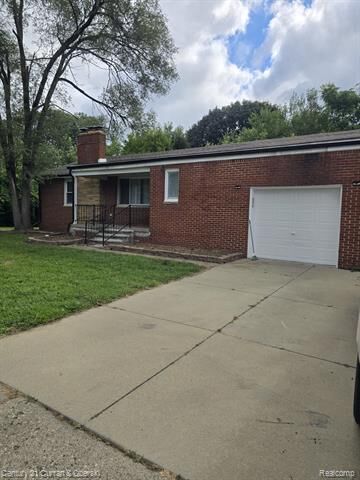 Property Photo: 6940 N Beech Daly Road MI 48127